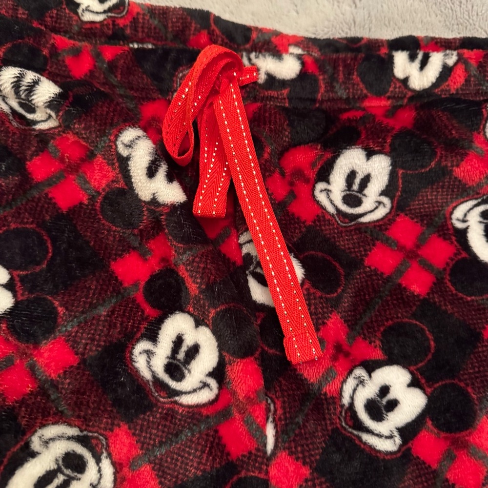 Disney Red and Black Plaid Mickey Mouse Pajama Pants Size 1X - Picture 3 of 9